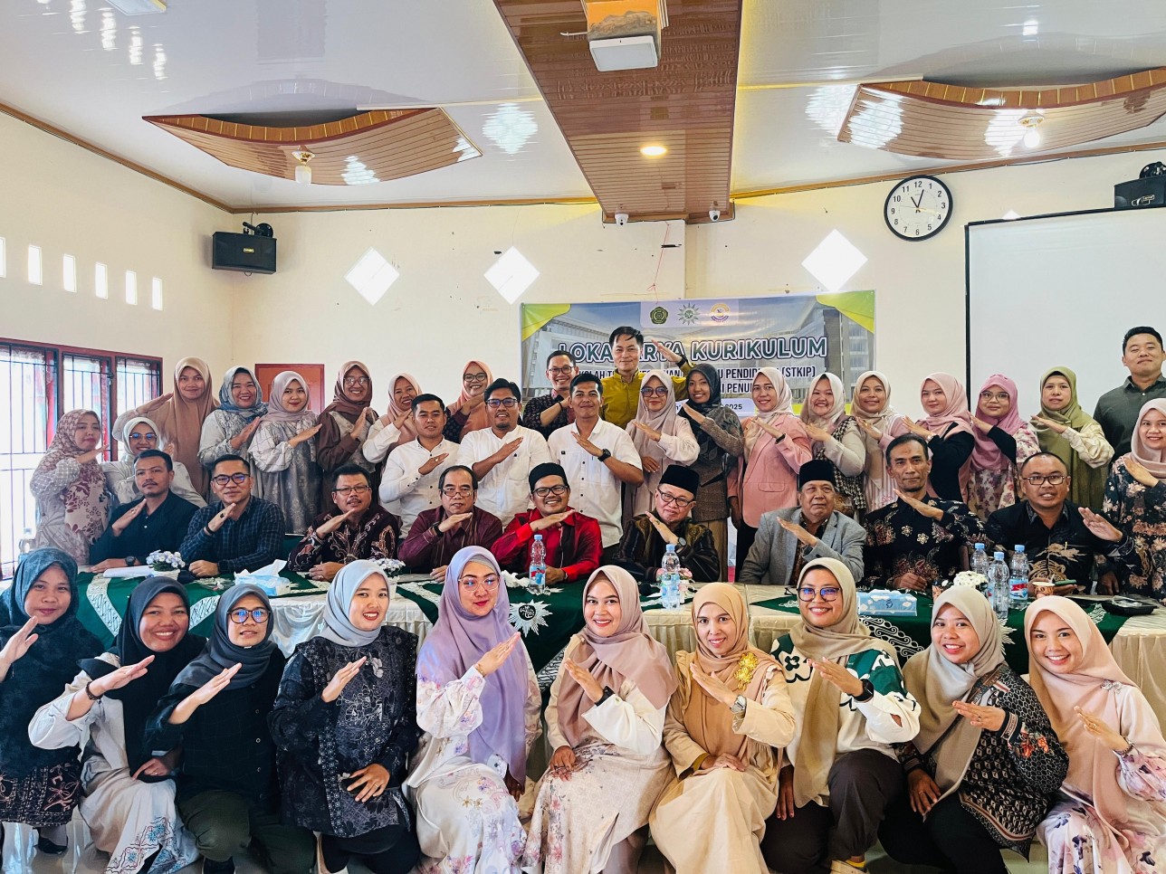 Lokakarya Kurikulum yang diselenggarakan oleh STKIP Muhammadiyah Sungai Penuh pada tanggal 10 hingga 11 Juli 2025